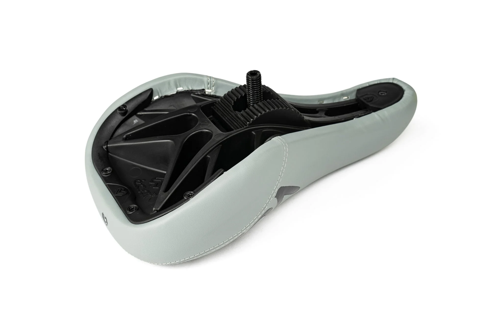Void Pivotal Seat - Image 12